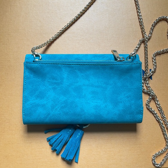 NWOT Street Level Green and Gold Wallet Purse - Picture 4 of 5